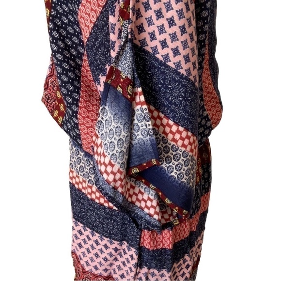 Venus Boho Flutter Sleeve Romper - Picture 10 of 14